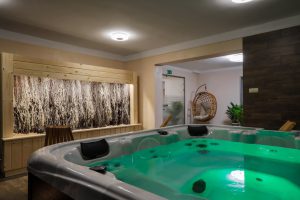 jacuzzi